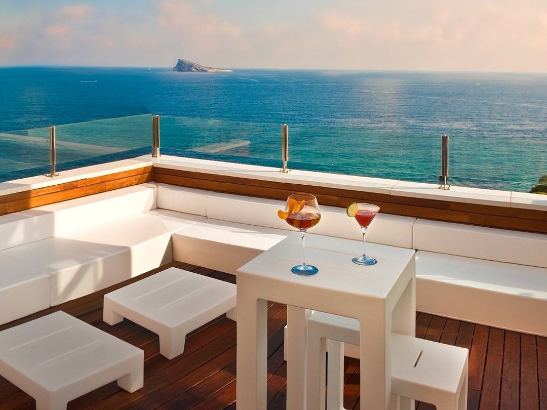 Terraces with sea views Villa Venecia Boutique Hotel Benidorm